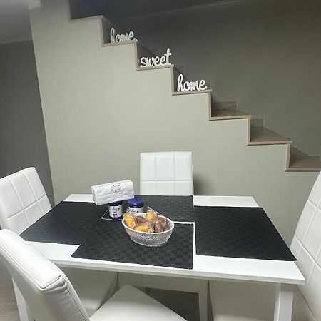 A.D.M Bed and Breakfast Νάπολη Εξωτερικό φωτογραφία